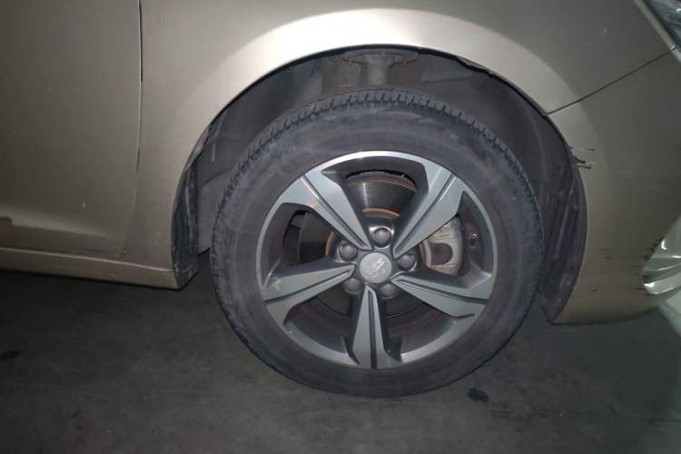 Used Geely Auto Emgrand GL 2018 1.8L DCT Elite Smart Connectivity Version Right Front Wheel Hub