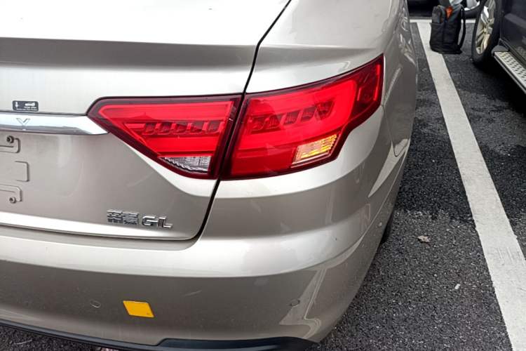 Used Geely Auto Emgrand GL 2018 1.4T DCT Elite Smart Connectivity Version Right Rear Taillight