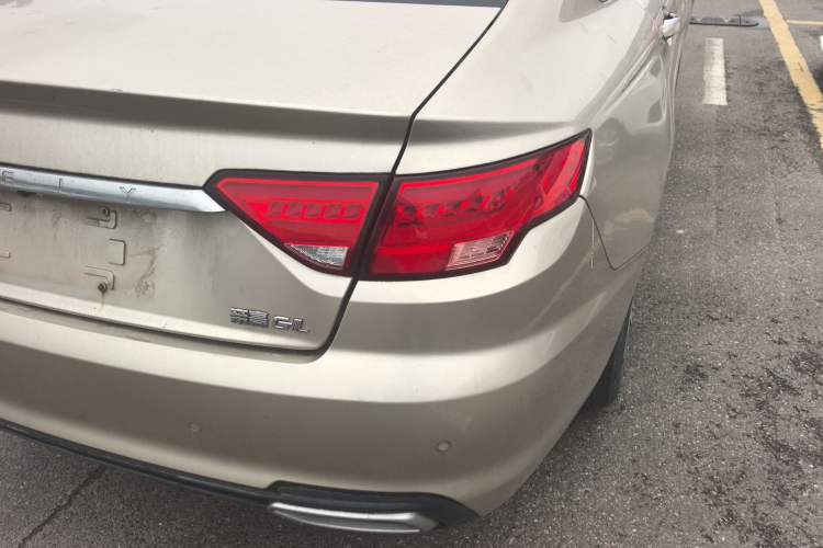 Used Geely Auto Emgrand GL 2018 1.8L Manual Elite Smart Connectivity Version Right Rear Taillight