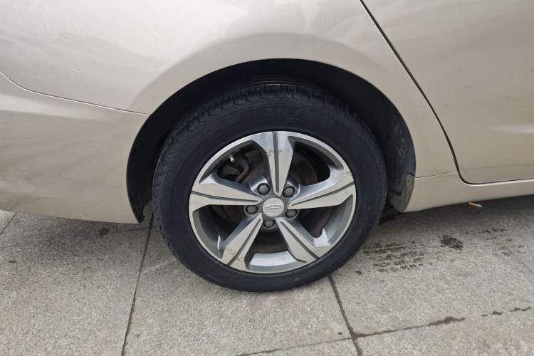 Used Geely Auto Emgrand GL 2018 1.8L Manual Elite Smart Connectivity Version Right Rear Wheel Hub