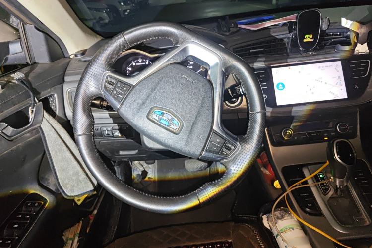 Used Geely Auto Emgrand GL 2018 1.8L DCT Elite Smart Connectivity Version Steering Wheel