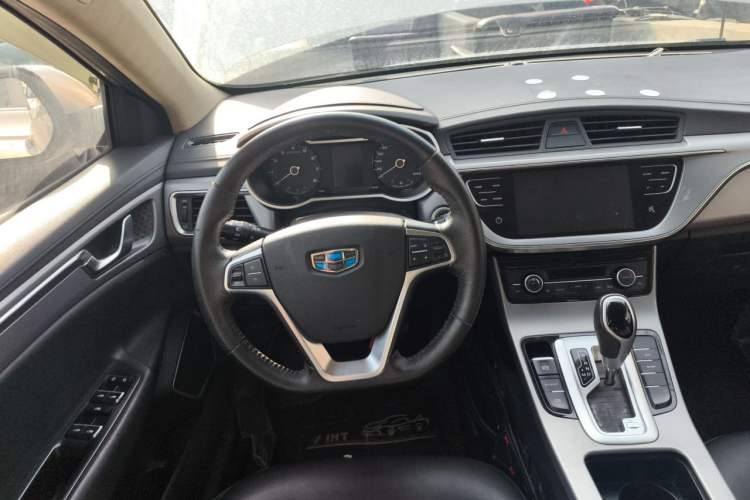 Used Geely Auto Emgrand GL 2018 1.8L DCT Elite Smart Connectivity Version Steering Wheel