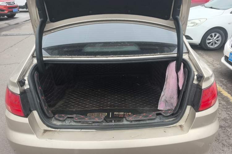 Used Geely Auto Emgrand GL 2018 1.8L Manual Elite Smart Connectivity Version Trunk