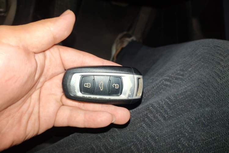 Used Geely Auto Emgrand GL 2018 1.8L DCT Elite Smart Connectivity Version Vehicle Key