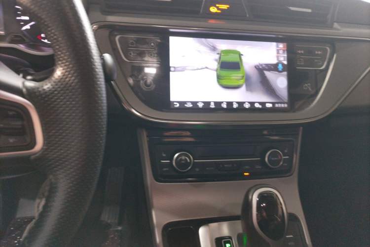 Used Geely Auto Emgrand GL 2018 1.4T DCT Prestige Smart Connectivity Version Audio And AC Panel
