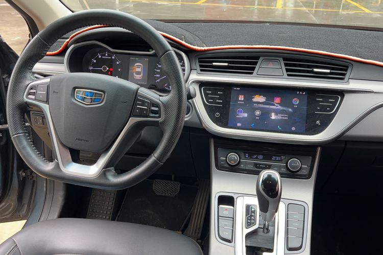 Used Geely Auto Emgrand GL 2018 1.4T DCT Elite Smart Connectivity Version Center Console