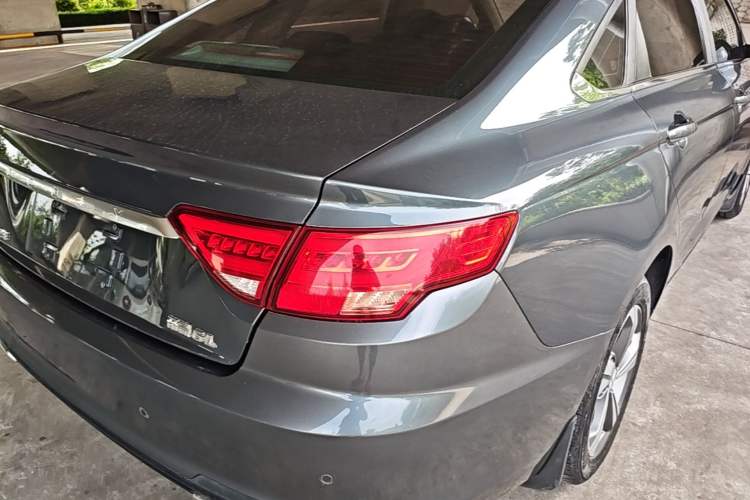Used Geely Auto Emgrand GL 2018 1.8L DCT Elite Smart Connectivity Version Exterior 3
