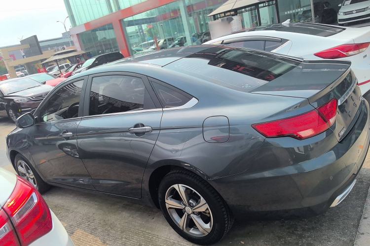 Used Geely Auto Emgrand GL 2018 1.4T DCT Elite Smart Connectivity Version Exterior 5