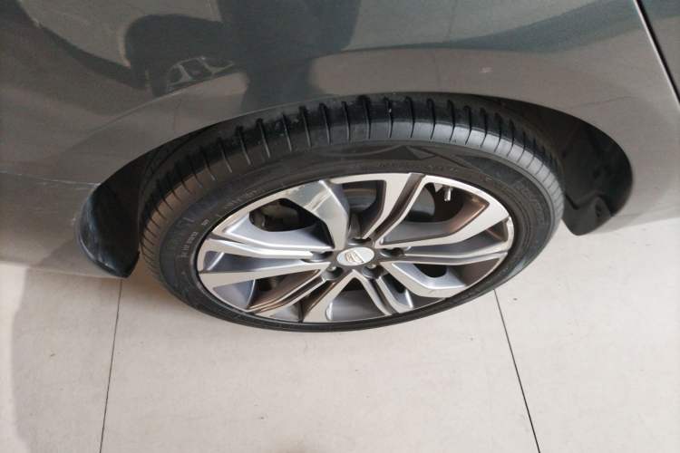 Used Geely Auto Emgrand GL 2018 1.4T DCT Prestige Smart Connectivity Version Exterior 8