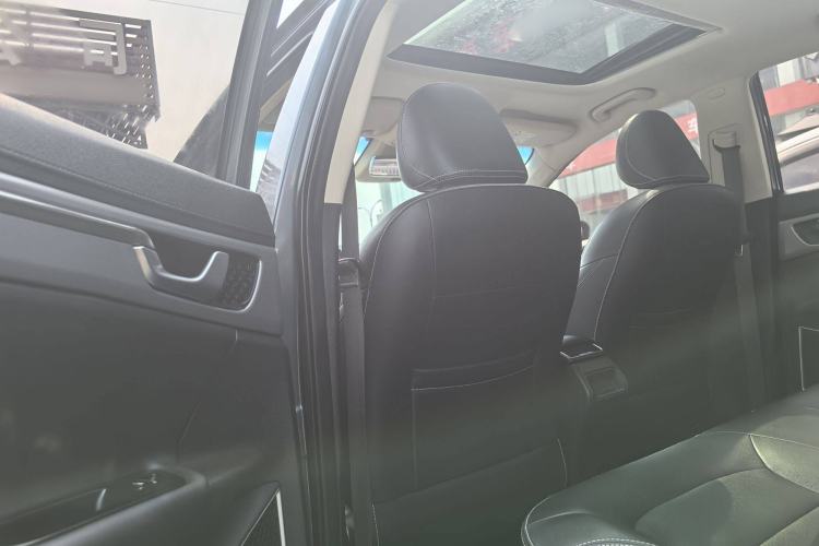 Used Geely Auto Emgrand GL 2018 1.4T DCT Elite Smart Connectivity Version Headliner