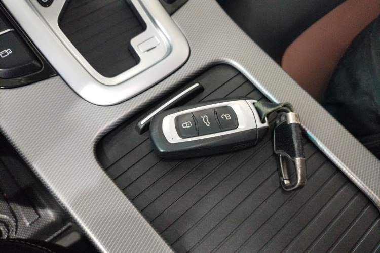 Used Geely Auto Emgrand GL 2018 1.4T DCT Prestige Smart Connectivity Version Interior 1