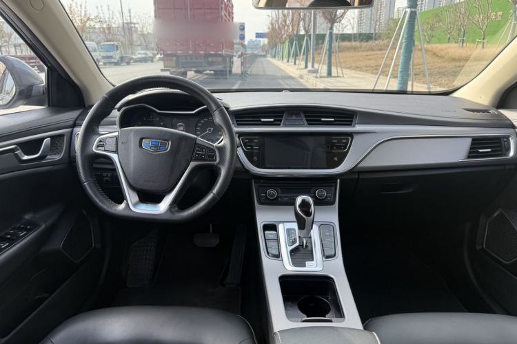 Used Geely Auto Emgrand GL 2018 1.8L DCT Elite Smart Connectivity Version Interior 4