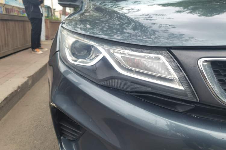 Used Geely Auto Emgrand GL 2018 1.4T DCT Elite Smart Connectivity Version Right Front Headlight