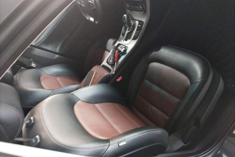 Used Geely Auto Emgrand GL 2018 1.4T DCT Prestige Smart Connectivity Version Right Front Seat