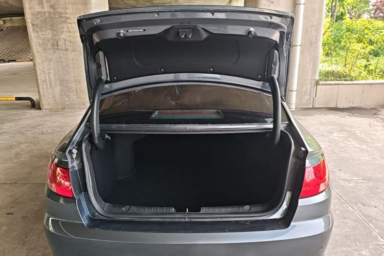 Used Geely Auto Emgrand GL 2018 1.8L DCT Elite Smart Connectivity Version Trunk