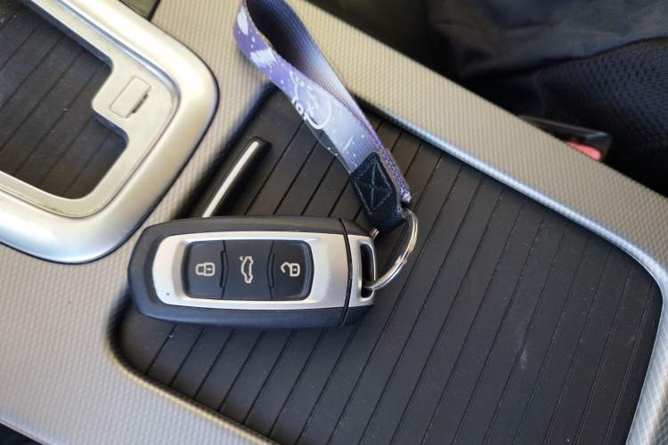 Used Geely Auto Emgrand GL 2018 1.8L DCT Elite Smart Connectivity Version Vehicle Key