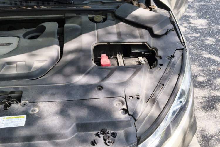 Used Geely Auto Emgrand GL 2018 1.8L DCT Elite Smart Connectivity Version Engine Bay Left