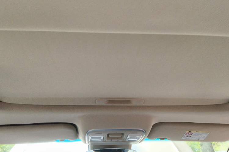 Used Geely Auto Emgrand GL 2018 1.8L DCT Elite Smart Connectivity Version Headliner