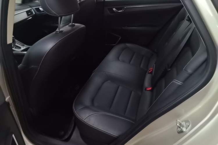 Used Geely Auto Emgrand GL 2018 1.4T DCT Elite Smart Connectivity Version Left Rear Seat
