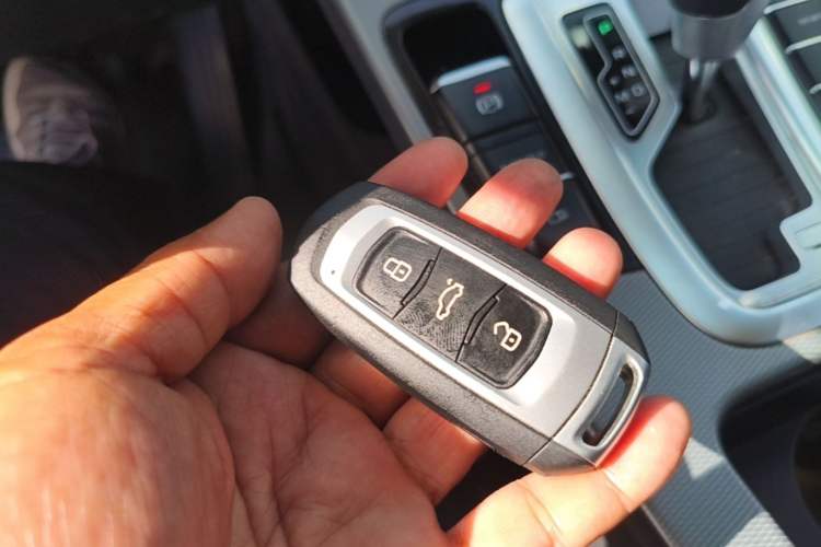Used Geely Auto Emgrand GL 2018 1.8L DCT Elite Smart Connectivity Version Vehicle Key