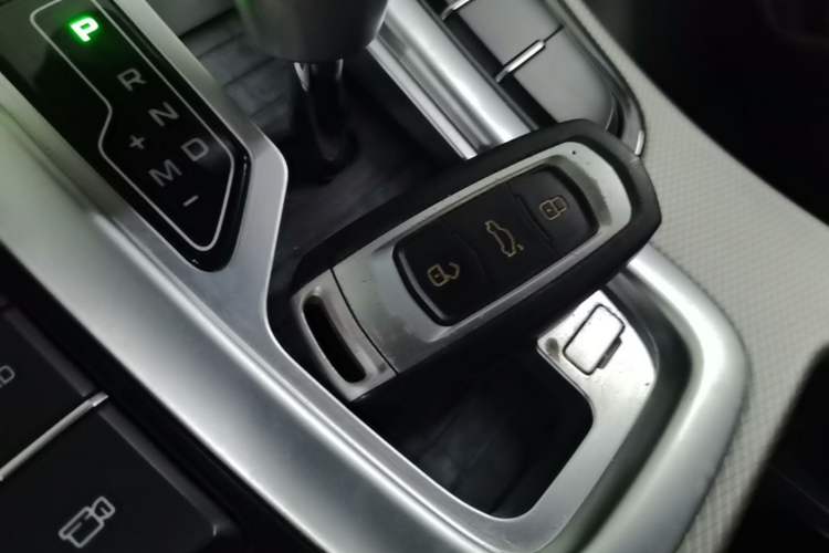 Used Geely Auto Emgrand GL 2018 1.4T DCT Elite Smart Connectivity Version Vehicle Key