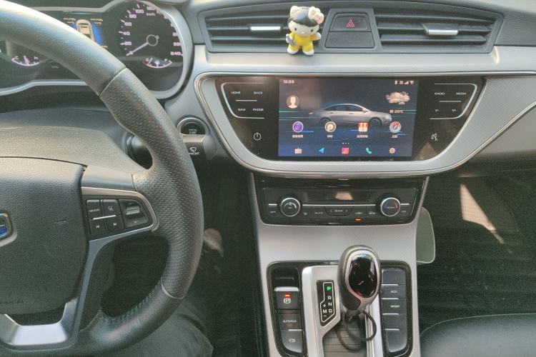 Used Geely Auto Emgrand GL 2018 1.8L DCT Elite Smart Connectivity Version Audio And AC Panel