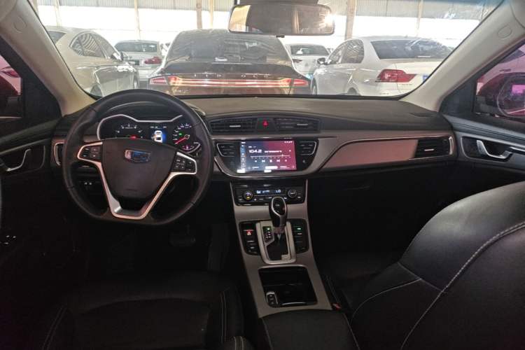Used Geely Auto Emgrand GL 2018 1.8L DCT Elite Smart Connectivity Version Center Console