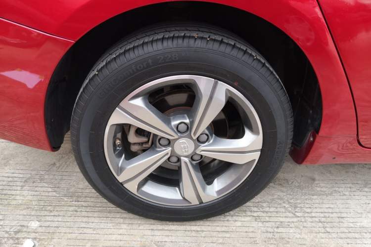Used Geely Auto Emgrand GL 2018 1.8L DCT Elite Smart Connectivity Version Exterior 8