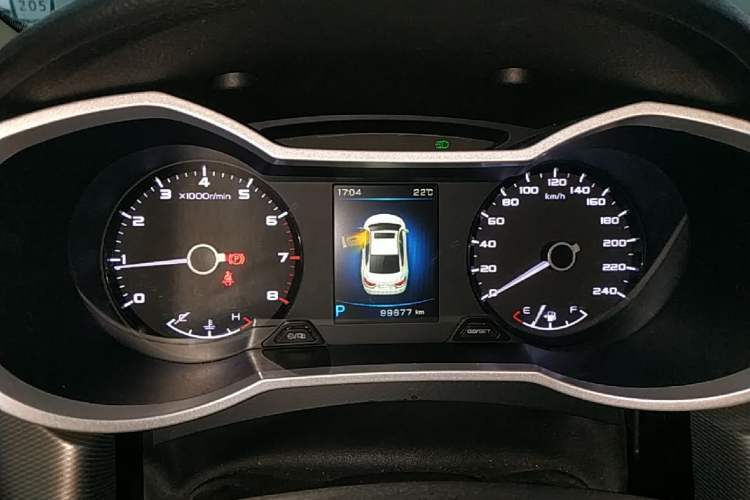Used Geely Auto Emgrand GL 2018 1.8L DCT Elite Smart Connectivity Version Instrument Cluster