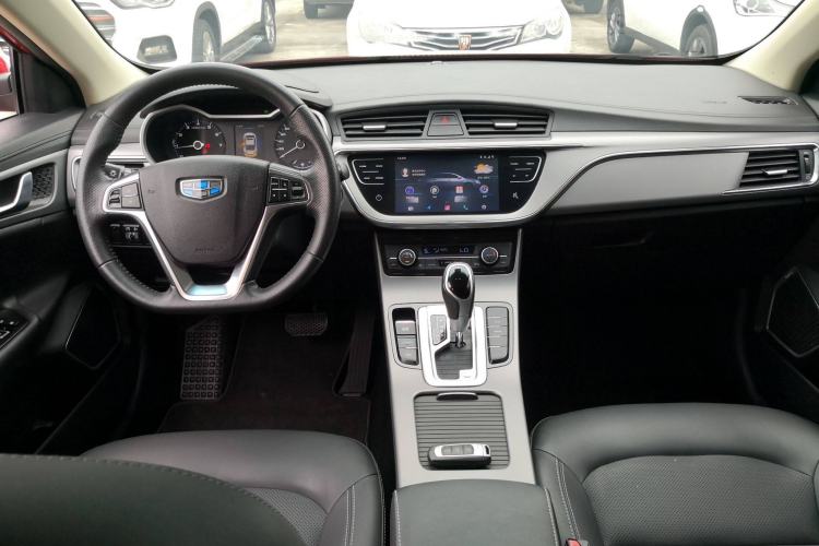 Used Geely Auto Emgrand GL 2018 1.8L DCT Elite Smart Connectivity Version Interior 2