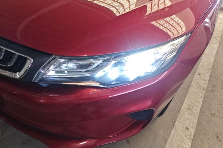 Used Geely Auto Emgrand GL 2018 1.8L DCT Elite Smart Connectivity Version Left Front Headlight