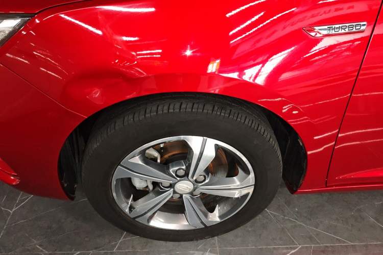 Used Geely Auto Emgrand GL 2018 1.4T DCT Elite Smart Connectivity Version Left Front Wheel Hub