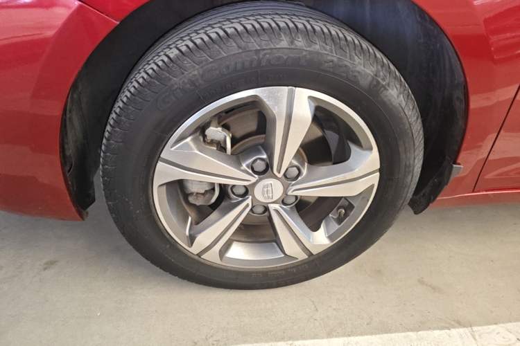 Used Geely Auto Emgrand GL 2018 1.8L DCT Elite Smart Connectivity Version Left Front Wheel Hub