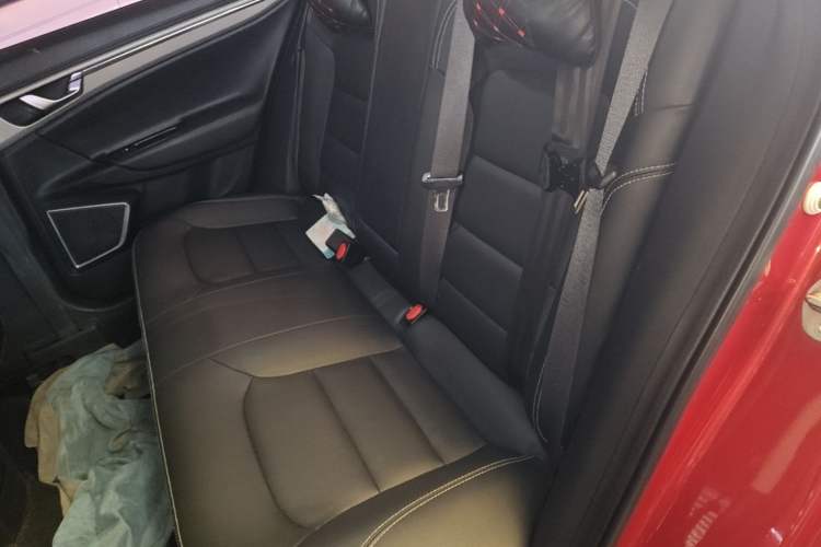 Used Geely Auto Emgrand GL 2018 1.8L DCT Elite Smart Connectivity Version Left Rear Seat