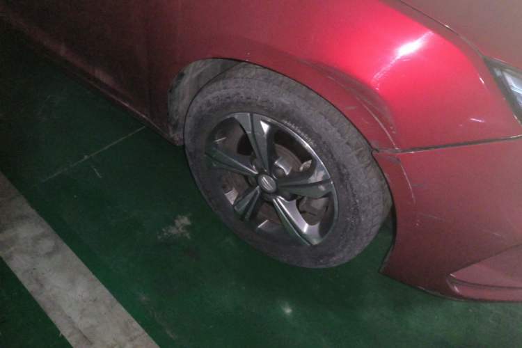 Used Geely Auto Emgrand GL 2018 1.4T Manual Elite Smart Connectivity Version Right Front Wheel Hub