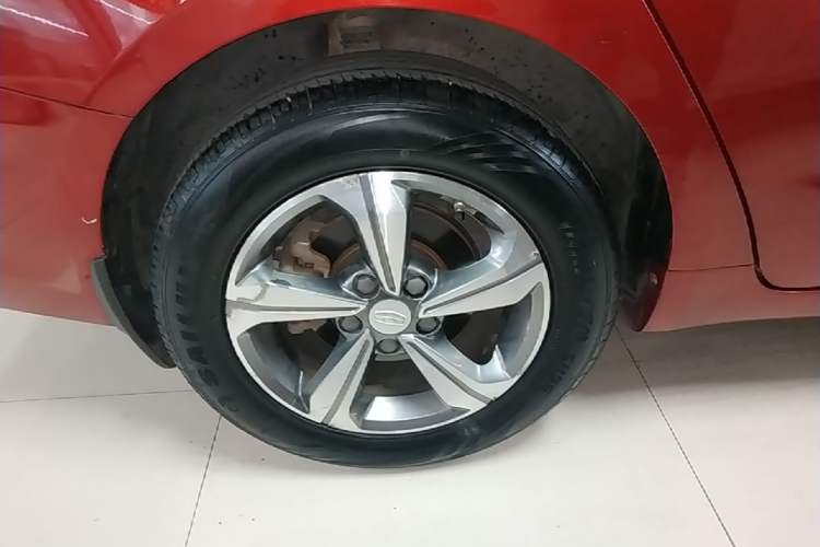 Used Geely Auto Emgrand GL 2018 1.8L DCT Elite Smart Connectivity Version Right Rear Wheel Hub