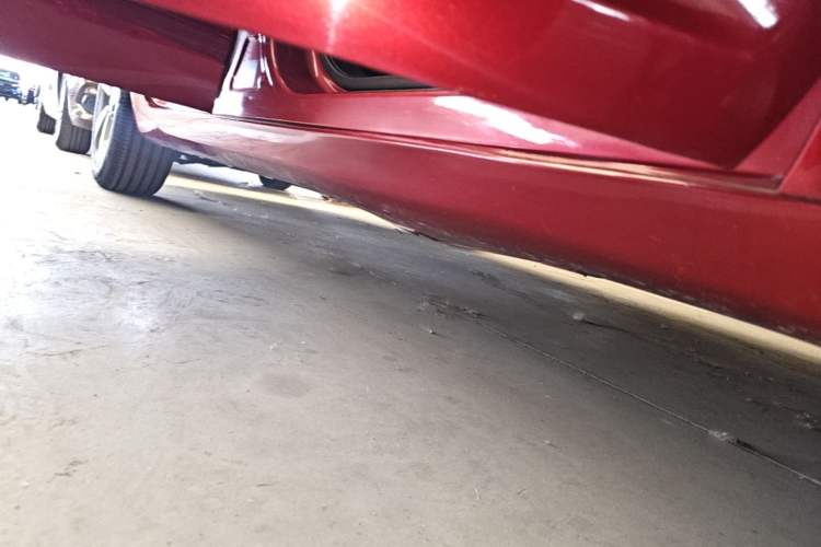 Used Geely Auto Emgrand GL 2018 1.8L DCT Elite Smart Connectivity Version Right Side Sill