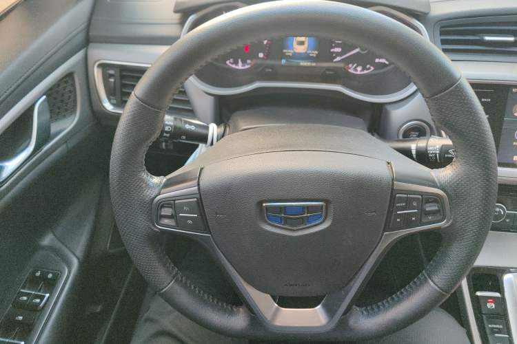 Used Geely Auto Emgrand GL 2018 1.8L DCT Elite Smart Connectivity Version Steering Wheel