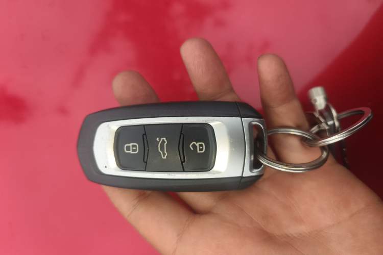 Used Geely Auto Emgrand GL 2018 1.4T DCT Prestige Smart Connectivity Version Vehicle Key