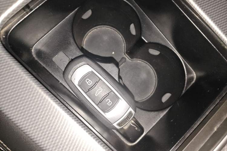 Used Geely Auto Emgrand GL 2018 1.8L DCT Elite Smart Connectivity Version Vehicle Key