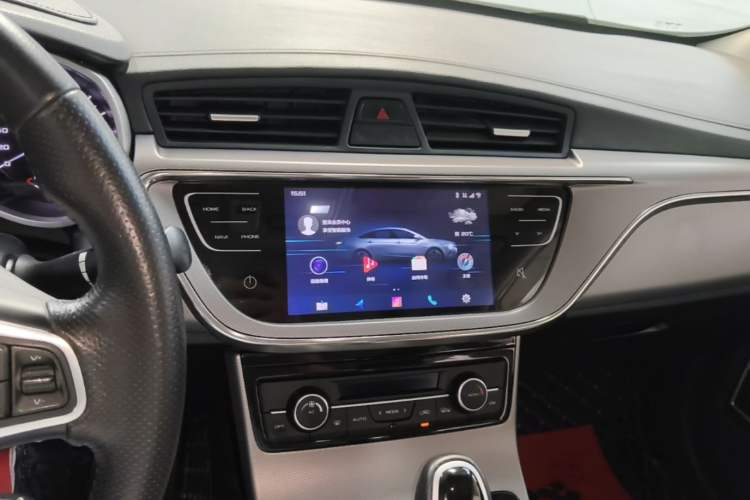 Used Geely Auto Emgrand GL 2018 1.8L DCT Elite Smart Connectivity Version Audio And AC Panel
