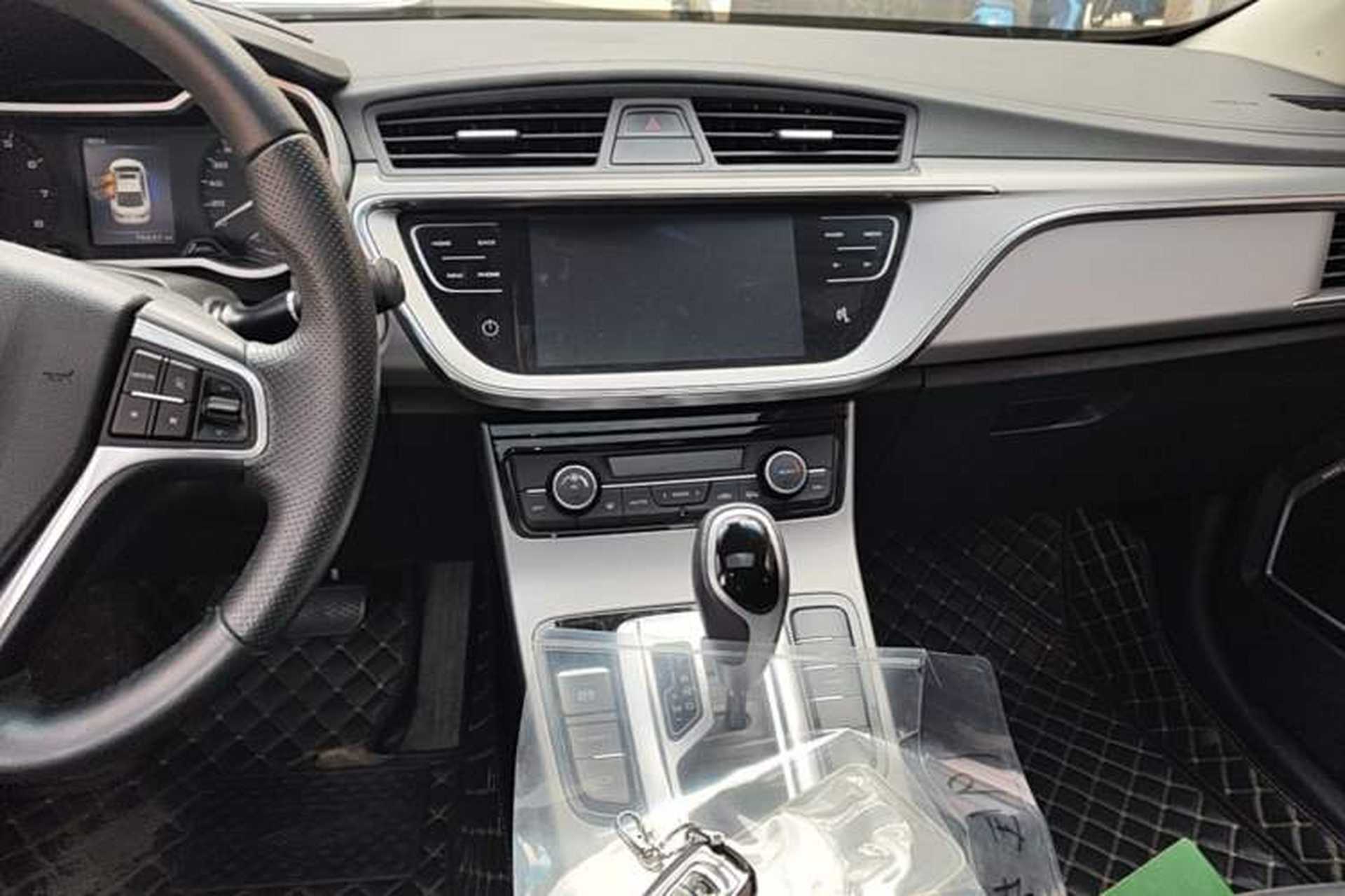 Used Geely Auto Emgrand GL 2018 1.8L DCT Elite Smart Connectivity Version Audio And AC Panel