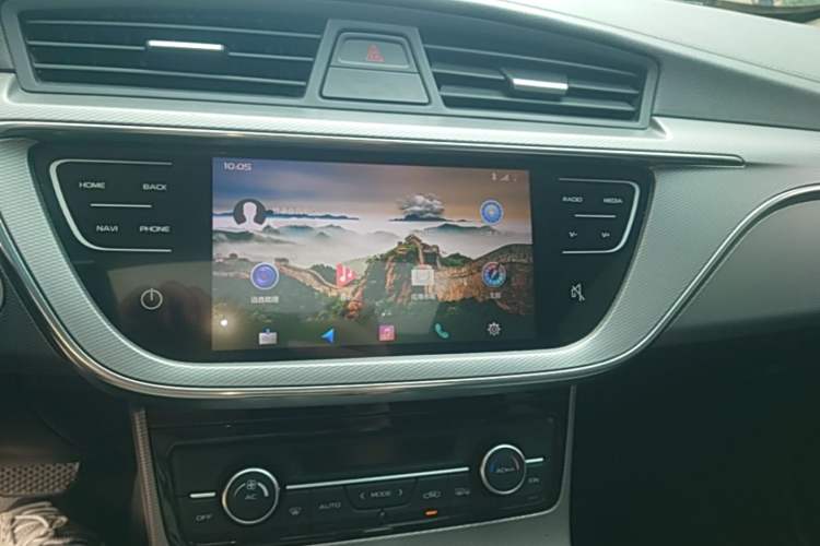 Used Geely Auto Emgrand GL 2018 1.8L DCT Elite Smart Connectivity Version Audio And AC Panel