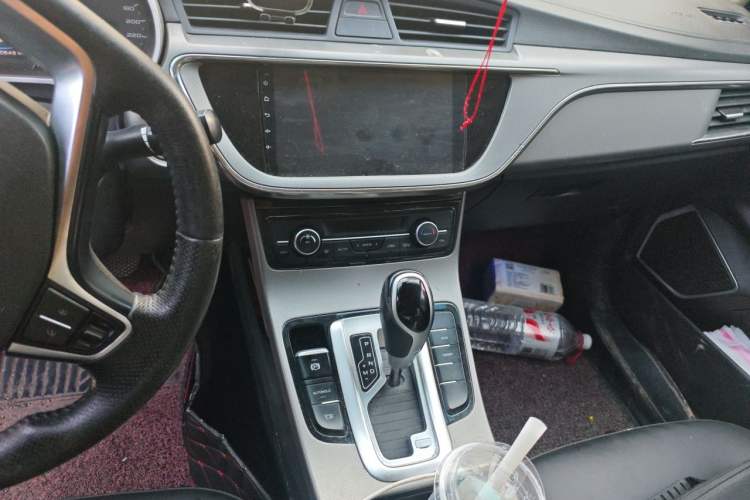 Used Geely Auto Emgrand GL 2018 1.8L DCT Elite Smart Connectivity Version Audio And AC Panel