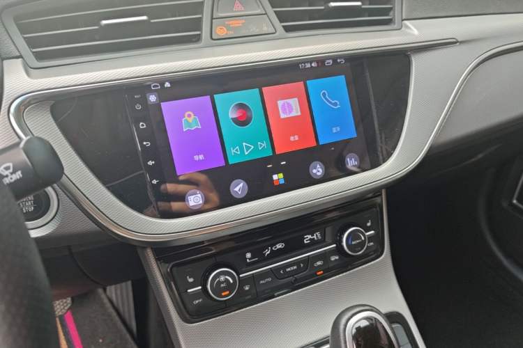 Used Geely Auto Emgrand GL 2018 1.4T DCT Prestige Smart Connectivity Version Audio And AC Panel