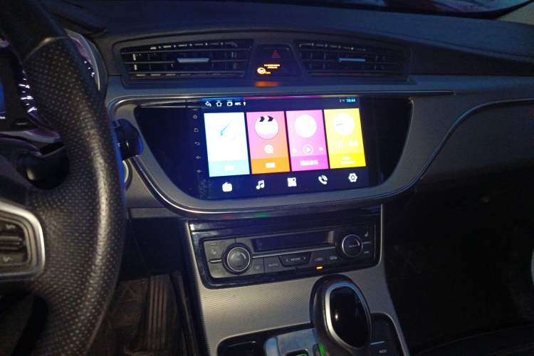 Used Geely Auto Emgrand GL 2018 1.4T DCT Prestige Smart Connectivity Version Audio And AC Panel