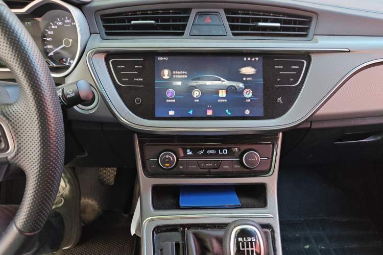 Used Geely Auto Emgrand GL 2018 1.8L Manual Elite Smart Connectivity Version Audio And AC Panel