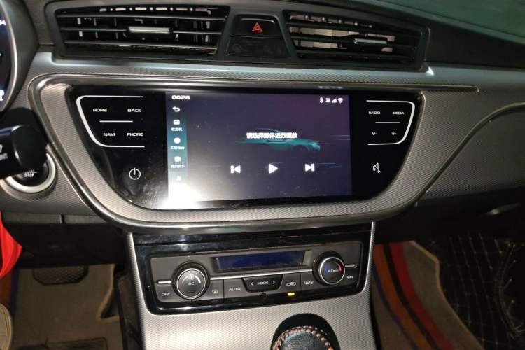 Used Geely Auto Emgrand GL 2018 1.8L DCT Elite Smart Connectivity Version Audio And AC Panel