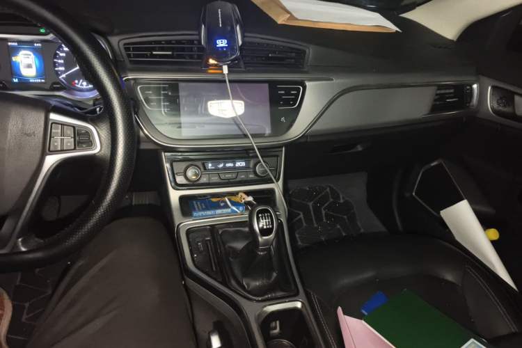 Used Geely Auto Emgrand GL 2018 1.8L Manual Elite Smart Connectivity Version Audio And AC Panel