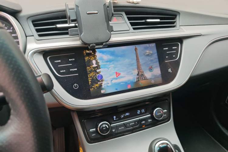 Used Geely Auto Emgrand GL 2018 1.4T DCT Elite Smart Connectivity Version Audio And AC Panel